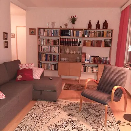 Vuorikatu 35 Mummola